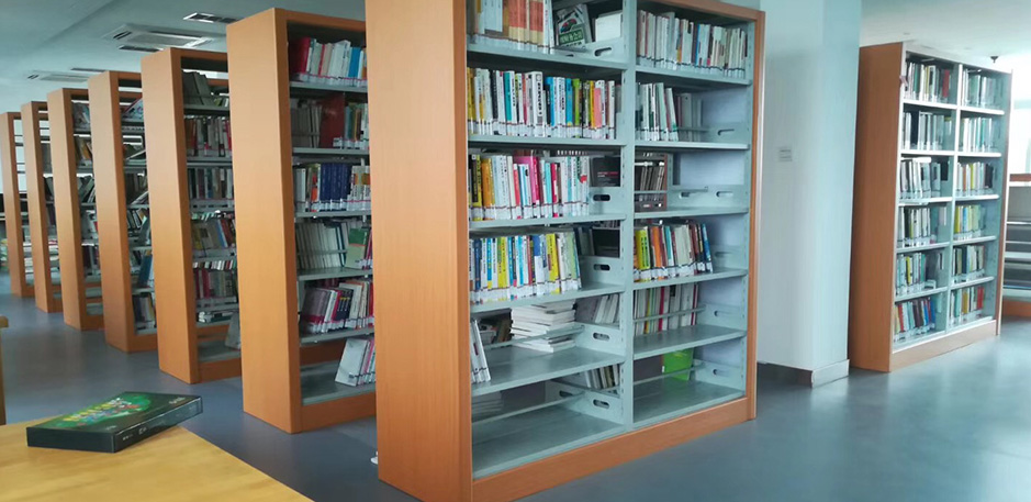 書架